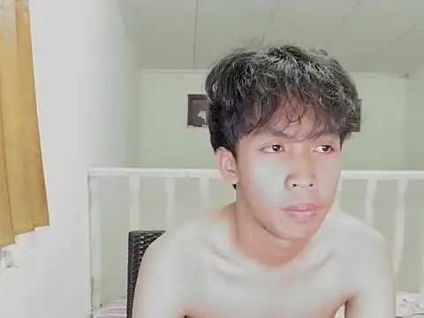 Snapshot of geltwt_id chatting on February 13, 2026, 4:03 pm geltwt id online show from February 13, 2026, 4:03 pm