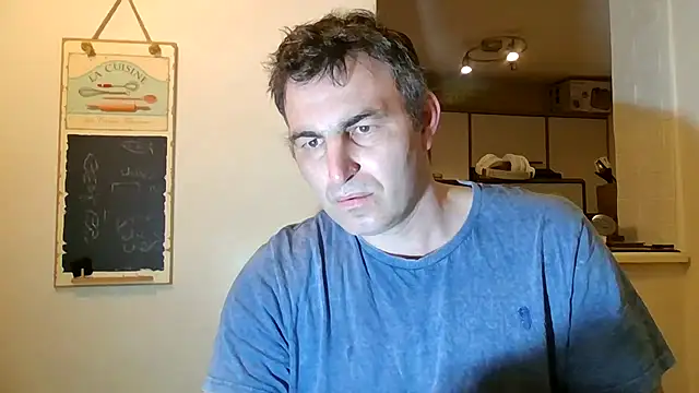 Snapshot of Hakfin666 chatting on April 28, 2026, 4:06 am Hakfin666 online show from April 28, 2026, 4:06 am