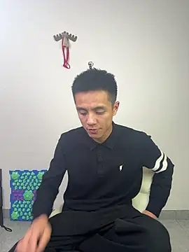 Snapshot of TOYOTA-01 chatting on February 13, 2026, 1:07 pm TOYOTA-01 online show from February 13, 2026, 1:07 pm