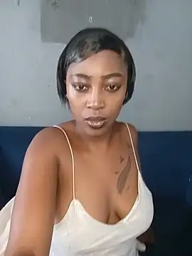 Snapshot of CocoButterxox chatting on June 11, 2026, 9:51 am CocoButterxox online show from June 11, 2026, 9:51 am