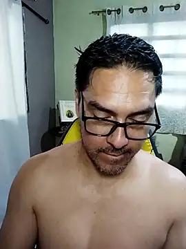 Snapshot of Erbst_Morni chatting on February 25, 2026, 11:53 am Erbst Morni online show from February 25, 2026, 11:53 am