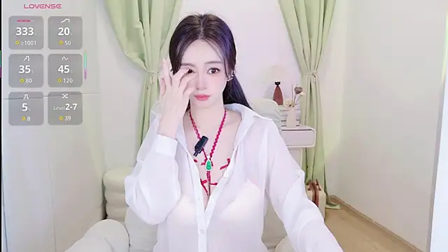 Snapshot of Owo-nO chatting on April 30, 2026, 7:47 am Owo-nO online show from April 30, 2026, 7:47 am
