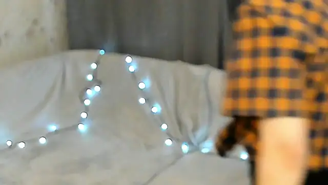 DollyWitch online show from January 17, 2026, 10:31 am