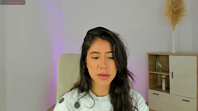 Snapshot of Sussan_Monroe chatting on February 2, 2026, 7:51 am Sussan Monroe online show from February 2, 2026, 7:51 am