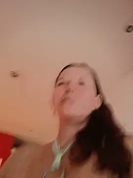 Salome 69 online show from May 13, 2026, 2:03 pm
