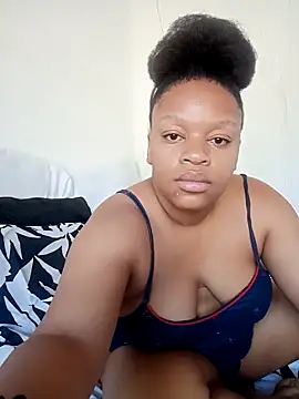 Snapshot of ThiqueAssKitty chatting on February 7, 2026, 1:04 pm ThiqueAssKitty online show from February 7, 2026, 1:04 pm