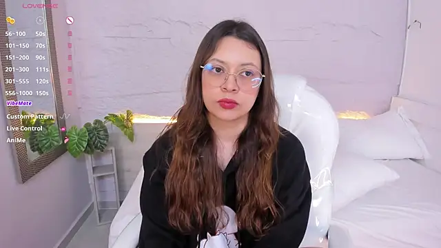 lanna 18  online show from July 6, 2026, 3:03 pm