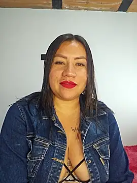 emilysofy online show from January 5, 2026, 7:39 pm