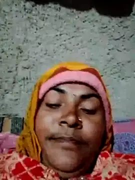 Hotbabe53 online show from January 8, 2026, 12:57 am