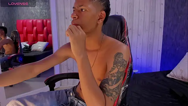 Snapshot of _erick_j chatting on February 12, 2026, 8:26 pm erick j online show from February 12, 2026, 8:26 pm