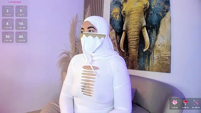 Snapshot of AbellaDangerr_ chatting on January 8, 2026, 10:56 pm AbellaDangerr online show from January 8, 2026, 10:56 pm