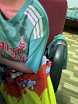 Snapshot of KemmDau chatting on March 12, 2026, 6:03 pm KemmDau online show from March 12, 2026, 6:03 pm