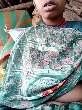 Snapshot of Queen_chayna chatting on February 20, 2026, 3:36 am Queen chayna online show from February 20, 2026, 3:36 am