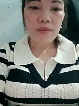 Snapshot of Sana-vn chatting on February 17, 2026, 2:35 pm Sana-vn online show from February 17, 2026, 2:35 pm