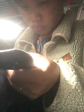 Snapshot of Minhkhue121 chatting on March 5, 2026, 6:09 am Minhkhue121 online show from March 5, 2026, 6:09 am