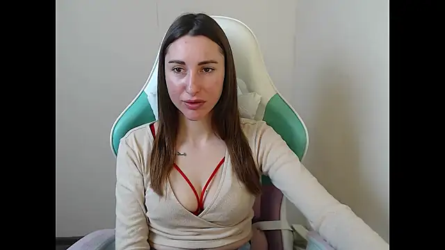 Snapshot of cammila_horn chatting on February 25, 2026, 6:23 am cammila horn online show from February 25, 2026, 6:23 am