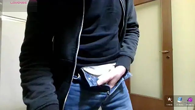 Snapshot of Ele7b5 chatting on March 1, 2026, 6:43 pm Ele7b5 online show from March 1, 2026, 6:43 pm