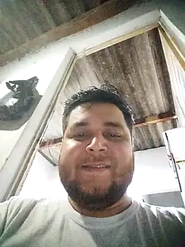 gordinhoCRZ2 online show from January 15, 2026, 10:35 pm