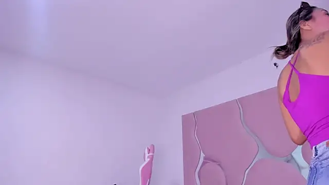 Snapshot of sharithasm chatting on March 3, 2026, 8:48 pm sharithasm online show from March 3, 2026, 8:48 pm