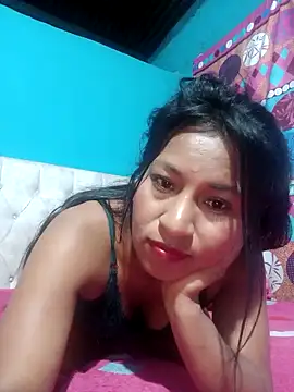 Snapshot of Saraa_xx chatting on February 14, 2026, 2:52 am Saraa xx online show from February 14, 2026, 2:52 am