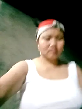 Snapshot of valerle chatting on January 12, 2026, 11:37 am valerle online show from January 12, 2026, 11:37 am