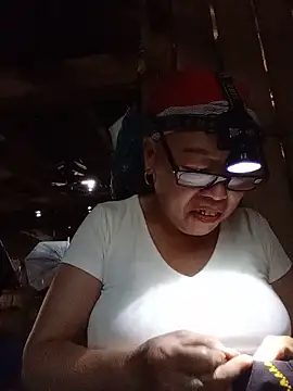 Agnes-baby online show from May 24, 2026, 1:32 am