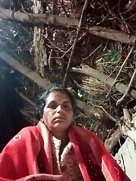 Snapshot of Manvi_hote chatting on January 14, 2026, 1:33 am Manvi hote online show from January 14, 2026, 1:33 am