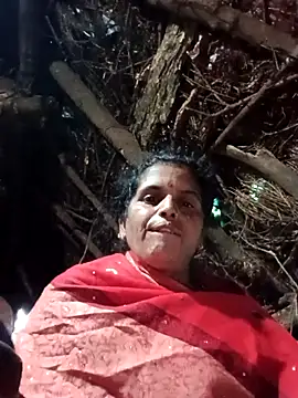 Snapshot of Manvi_hote chatting on January 15, 2026, 1:43 am Manvi hote online show from January 15, 2026, 1:43 am