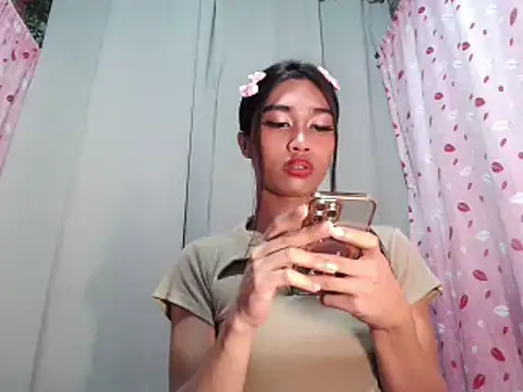 Goddess katrina26 online show from February 4, 2026, 9:42 pm