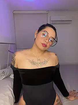 Snapshot of Savage_Doll chatting on January 14, 2026, 4:51 am Savage Doll online show from January 14, 2026, 4:51 am