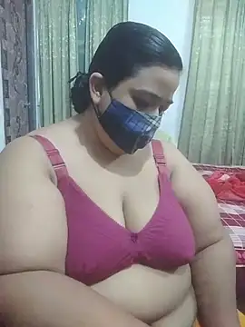 momo loves online show from June 26, 2026, 2:05 am
