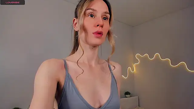 Kirawithvibe online show from May 27, 2026, 1:57 am