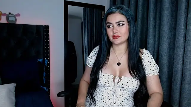 Snapshot of VegaLyra_ chatting on February 27, 2026, 12:10 am VegaLyra online show from February 27, 2026, 12:10 am