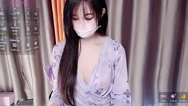 Snapshot of NolanMia chatting on January 13, 2026, 3:34 am NolanMia online show from January 13, 2026, 3:34 am