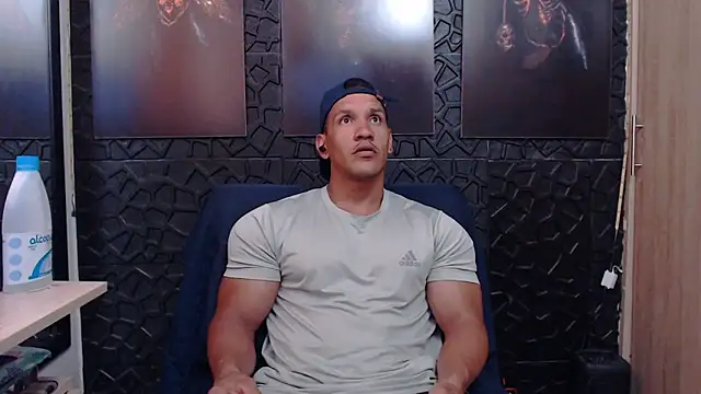 viktor herrera online show from March 24, 2026, 6:13 pm