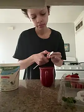 jojosbizarrelyf online show from February 14, 2026, 2:36 pm