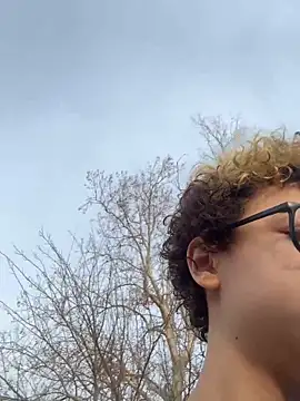 jojosbizarrelyf online show from March 13, 2026, 1:51 pm