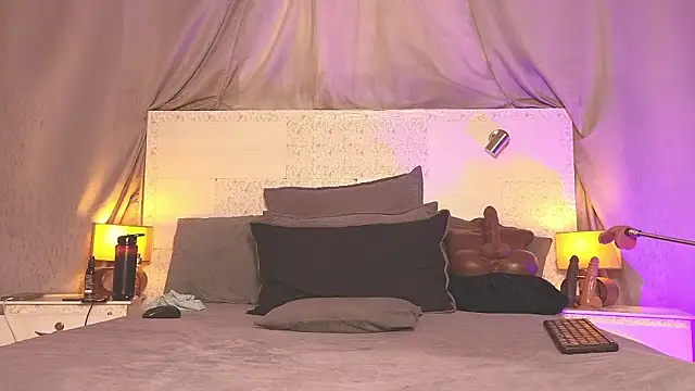 Snapshot of tiffanymena1 chatting on January 15, 2026, 7:46 am tiffanymena1 online show from January 15, 2026, 7:46 am