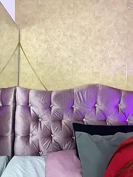 Missy 22  online show from April 8, 2026, 1:33 pm