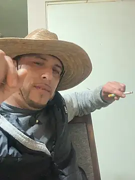 Eduardo280519 online show from January 11, 2026, 5:01 am