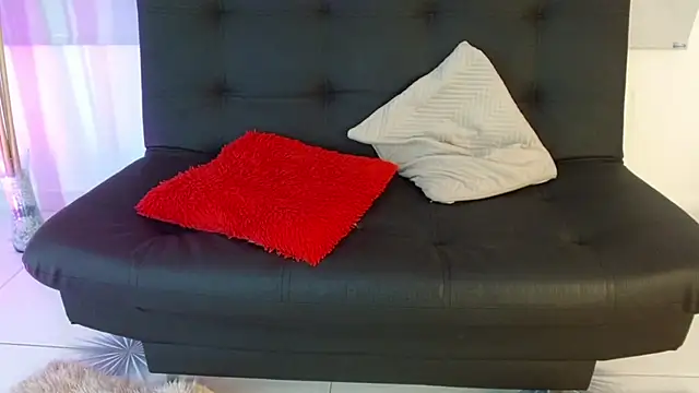 Collins luna online show from January 15, 2026, 8:01 pm