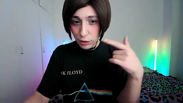 Snapshot of HoneyValentine chatting on February 12, 2026, 9:54 pm HoneyValentine online show from February 12, 2026, 9:54 pm