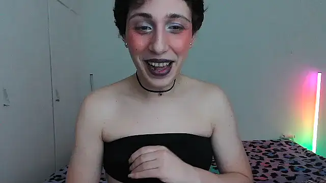 Snapshot of HoneyValentine chatting on February 23, 2026, 8:50 pm HoneyValentine online show from February 23, 2026, 8:50 pm