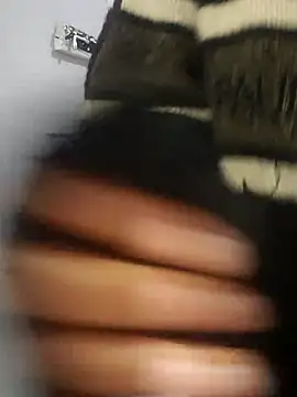 hothairy puss online show from April 28, 2026, 4:17 am