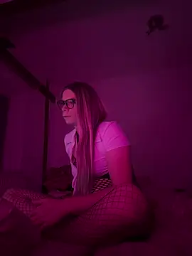 Snapshot of Sissy_celina1 chatting on March 6, 2026, 7:32 pm Sissy celina1 online show from March 6, 2026, 7:32 pm