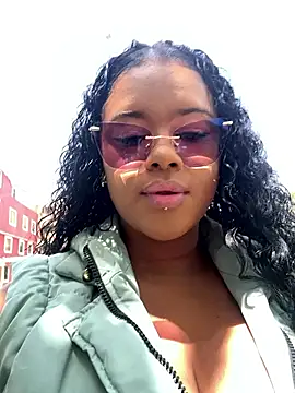 Antonella 03s online show from February 20, 2026, 5:13 pm