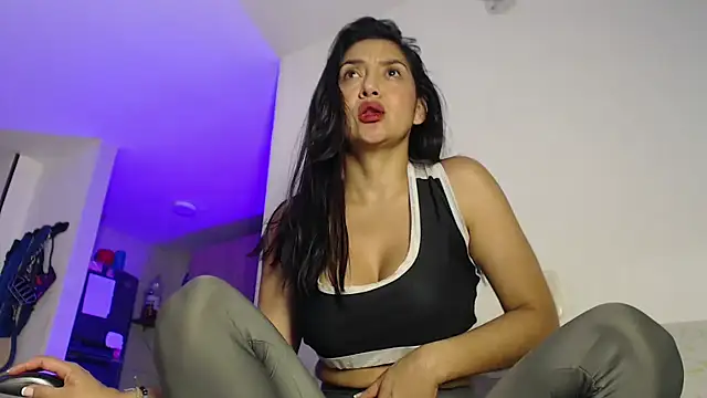 Snapshot of samanta_xi chatting on February 27, 2026, 5:29 am samanta xi online show from February 27, 2026, 5:29 am