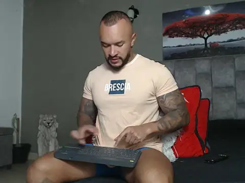 LeonGolds online show from February 4, 2026, 10:32 am