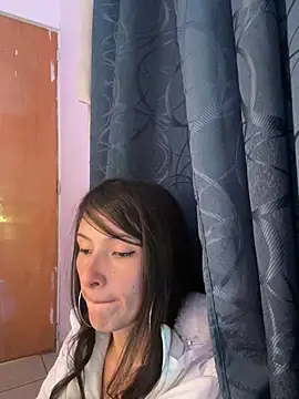 Snapshot of Michelle_ec chatting on January 8, 2026, 6:32 pm Michelle ec online show from January 8, 2026, 6:32 pm