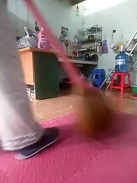 Tulip Giang online show from January 7, 2026, 2:03 am